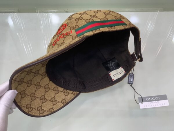 Gucci Classic Embroidered Baseball Cap