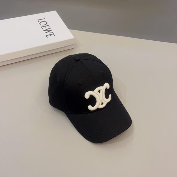 13407498621070716 Celine Minimalist Baseball Cap