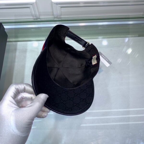 Gucci Embroidered Bee Baseball Cap