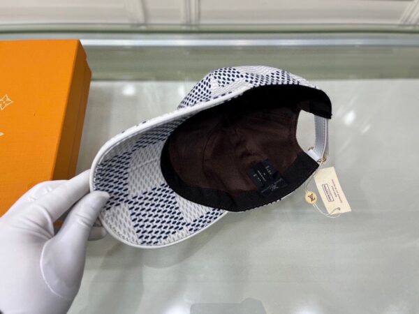 13407499056037939 Louis Vuitton Baseball Cap