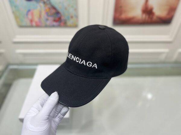 Balenciaga 3D Embroidered Baseball Cap