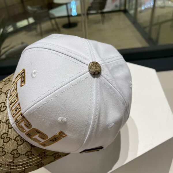 Gucci Minimalist Baseball Cap