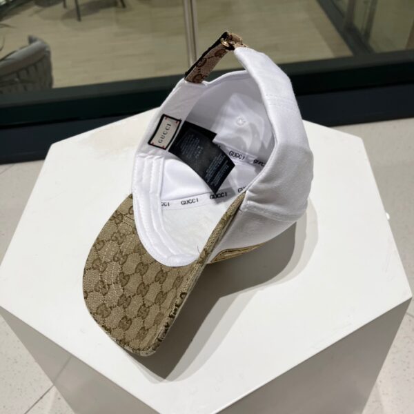 Gucci Minimalist Baseball Cap