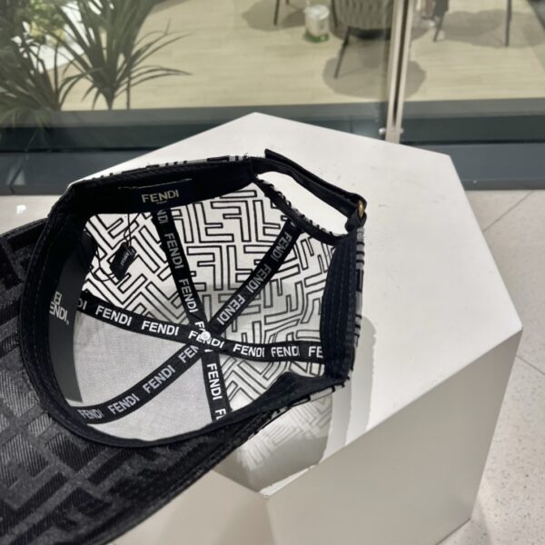 13407500211376892 Fendi Original Baseball Cap