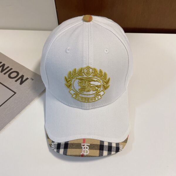 Burberry Simple Embroidered Baseball Cap (Original Quality)