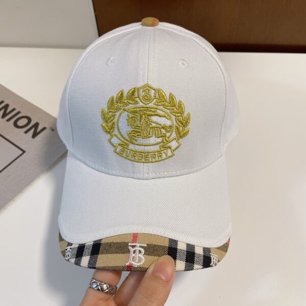 Burberry Simple Embroidered Baseball Cap (Original Quality)
