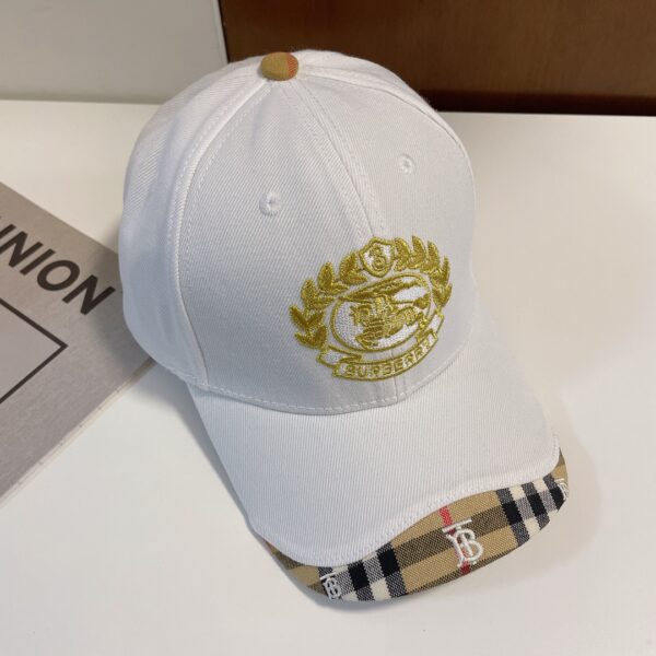 Burberry Simple Embroidered Baseball Cap (Original Quality)
