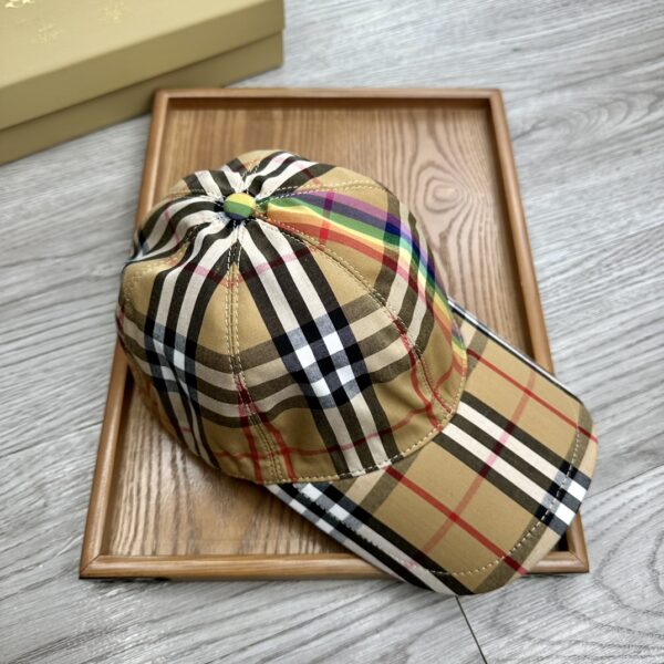13407500453480327 Burberry Classic Check Baseball Cap (Original Quality)