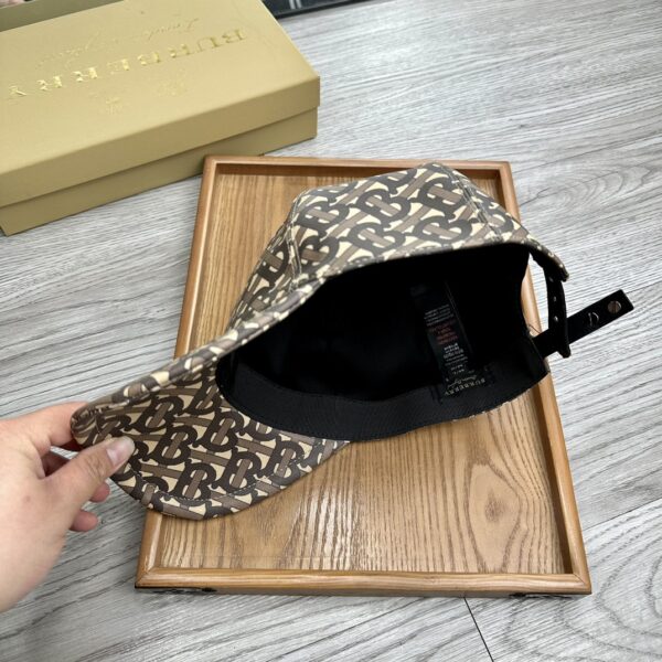 13407500569234984 Burberry Original Baseball Cap