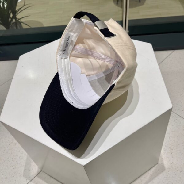 13408000838027180 Dior Minimalist Color-Blocked Baseball Cap